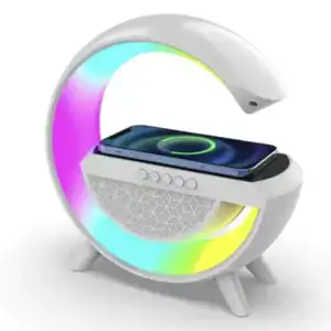 Stand incarcare wireless 15W, cu boxa Bluetooth, lampa LED RGB, radio FM, microSD si AUX, alb